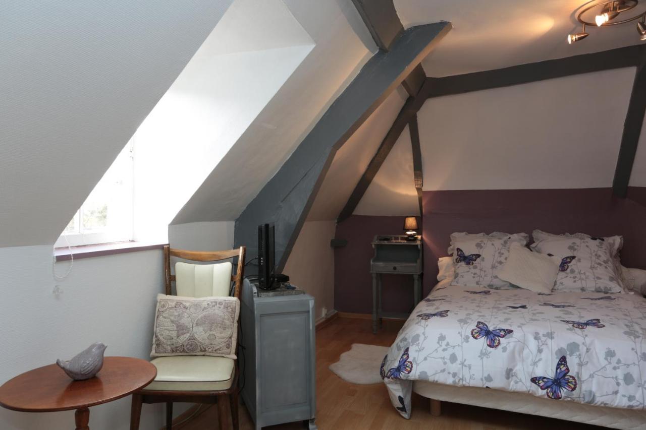 Restaurant & Chambres D'Hotes L'Eau Vive Fatouville-Grestain Exteriör bild